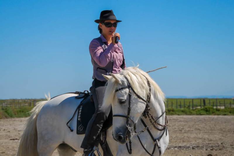 Ethologie en Camargue, monte camarguaise, équithérapie : une belle semaine de stage